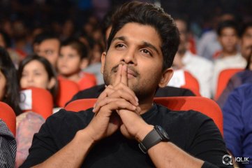 Pilla Nuvvu Leni Jeevitham Movie Audio Launch